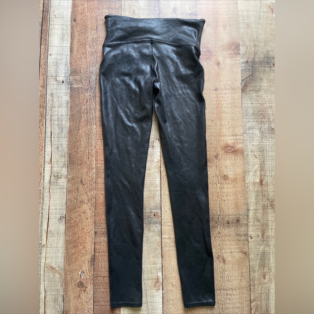 SPANX faux leather leggings| Size Medium| Like New